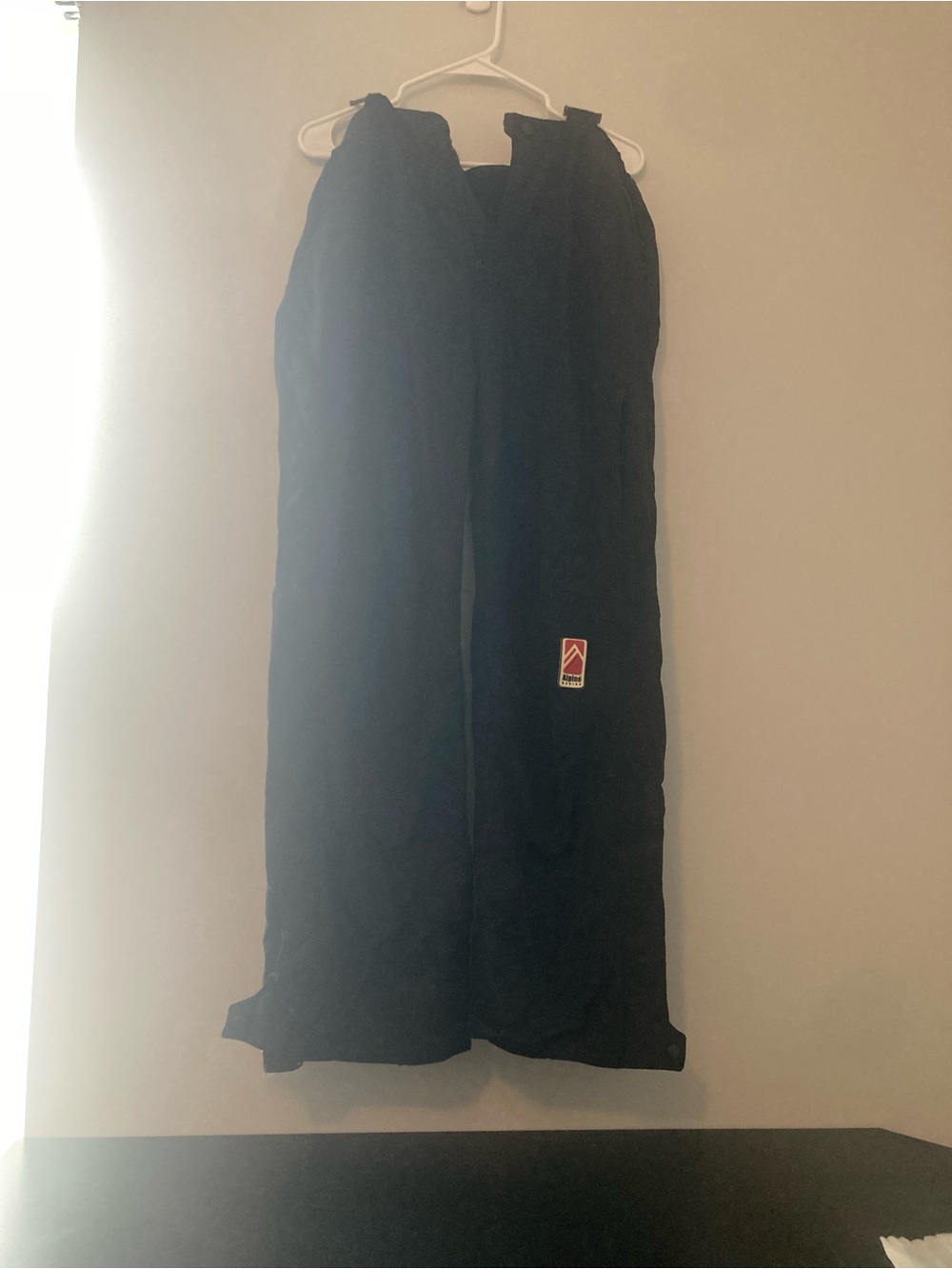 Alpine Design Black Winter Snow Ski Pants with Red Logo Patch